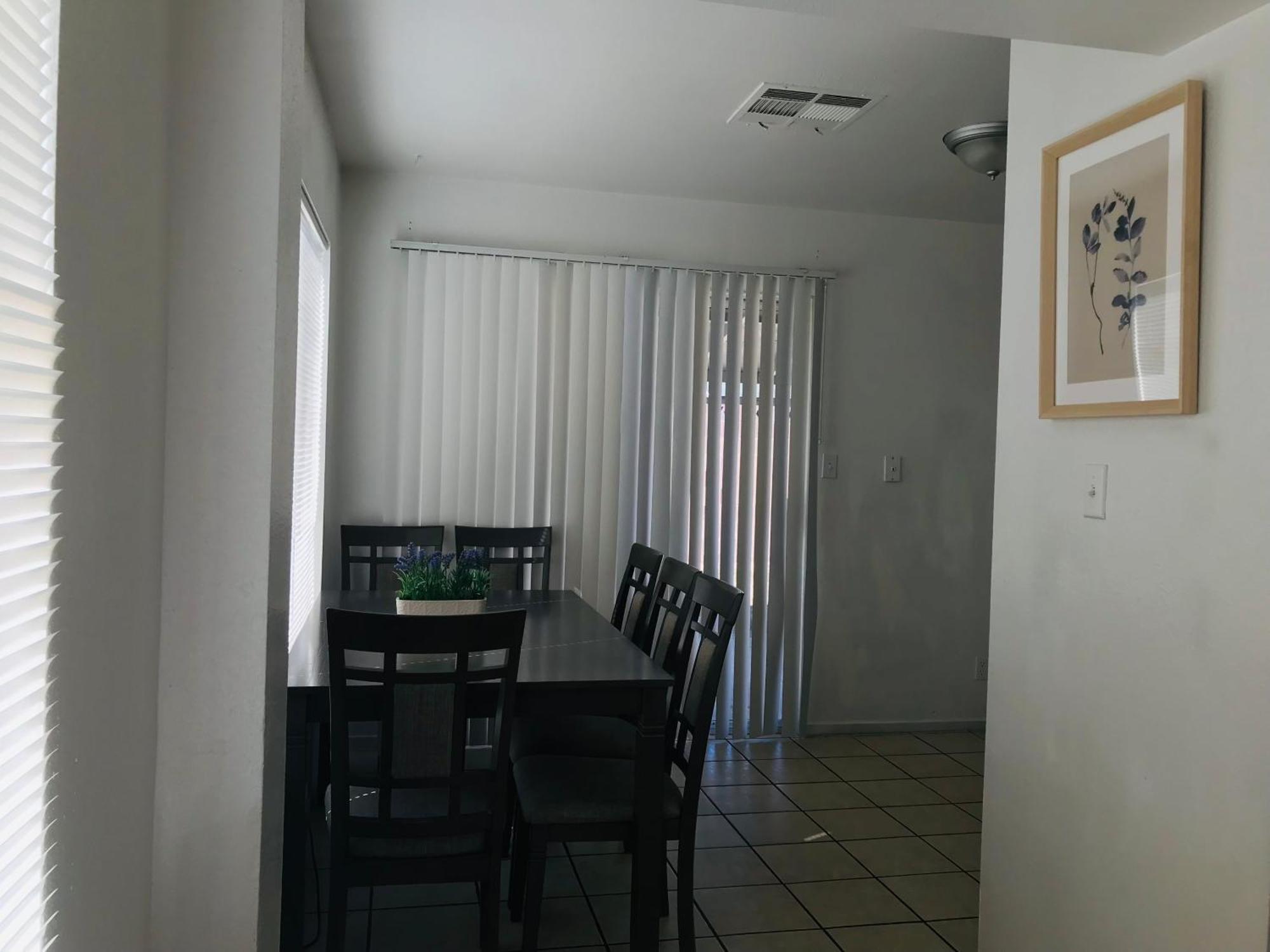Séjour chez l'habitant Super 1 Bedroom, Share Bathroom, Kitchen -1 Las Vegas